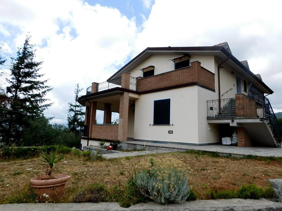 Toscana Nord Ovest - Tra La Costa Apartments Albiano Magra ภายนอก รูปภาพ